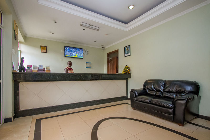 City Royal Resort Hotel Kyambogo  Экстерьер фото