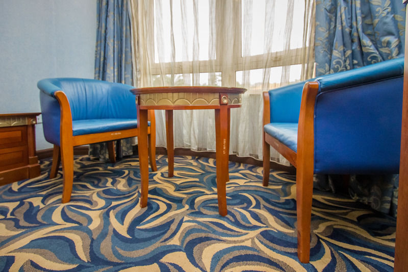 City Royal Resort Hotel Kyambogo  Экстерьер фото