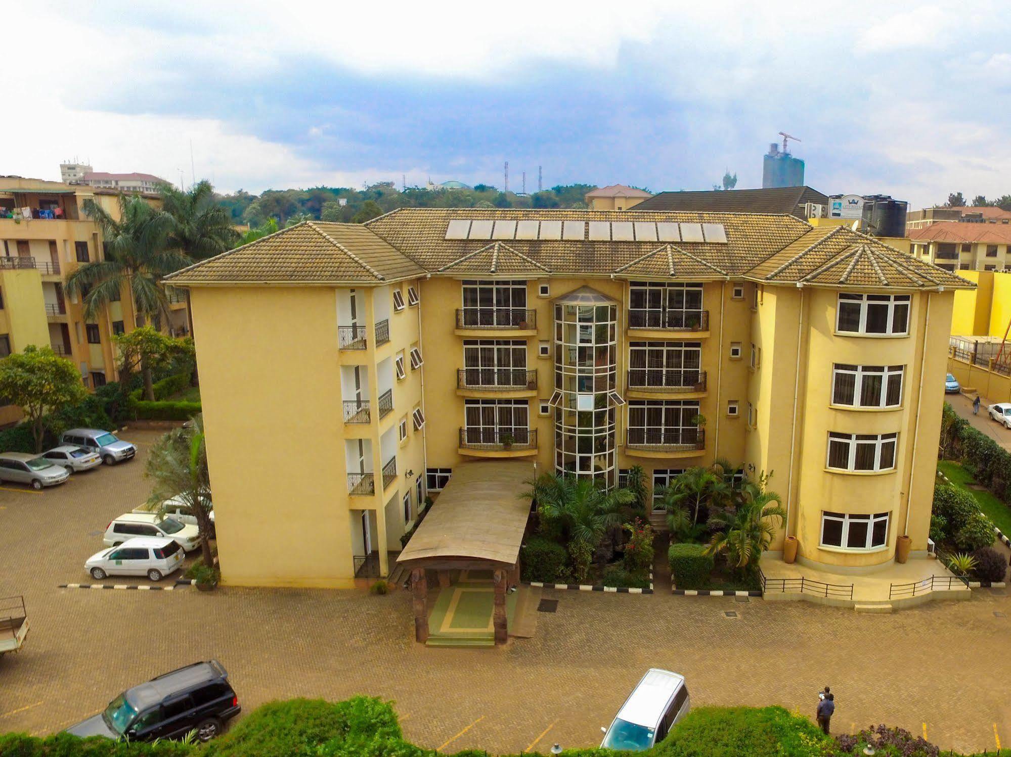 City Royal Resort Hotel Kyambogo  Экстерьер фото